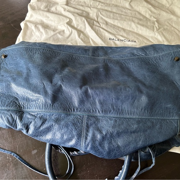 ✨😍✨ Balenciaga Work Bag in Rare Blue - Picture 3 of 9